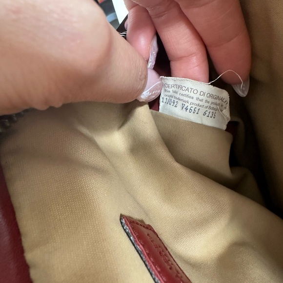 Bottega Veneta red leather crossbody bag - Picture 7 of 16